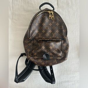 listing-status-banner